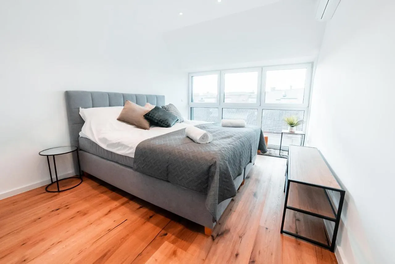 Apartment Triangle Penthouse Wien