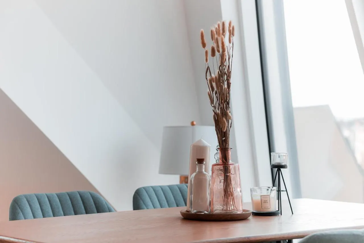 Triangle Penthouse Wien 0*, Vienna Austria