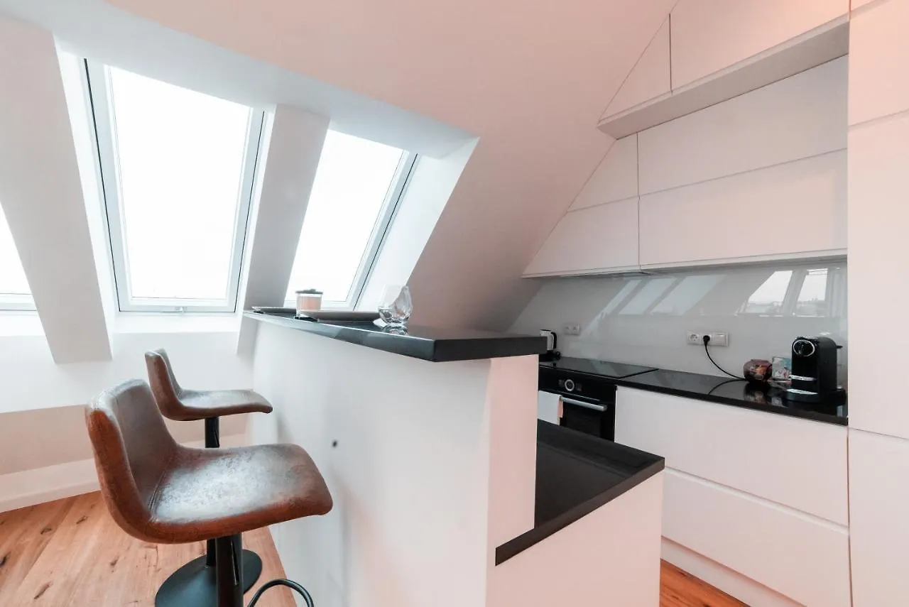 Triangle Penthouse Wien 0*, Vienna Austria